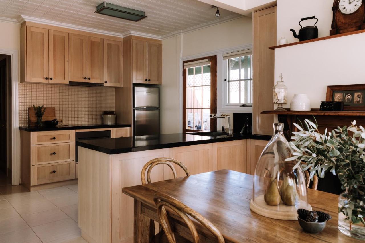 Ned Kelly'S Marlo Cottage - In The Best Beechworth Location 외부 사진